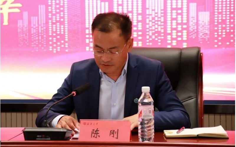 外經(jīng)貿(mào)協(xié)會牽頭 野馬集團等單位與新疆大學外國語學院達成戰(zhàn)略合作